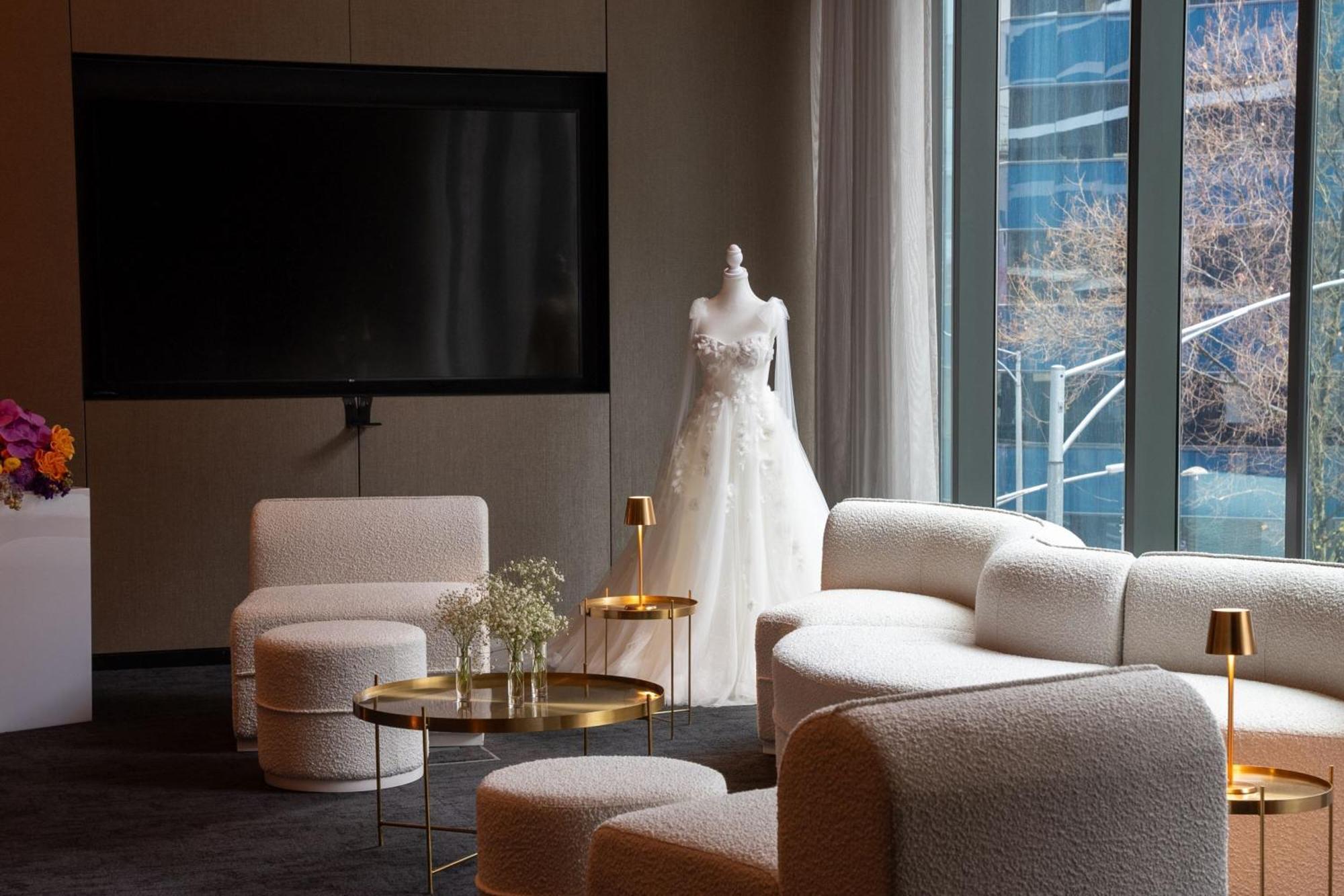 W Melbourne Hotell Exteriör bild The Bridal Suite